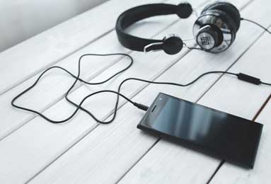 76人与活塞对决前瞻：状态、历史交锋与投注策略解析